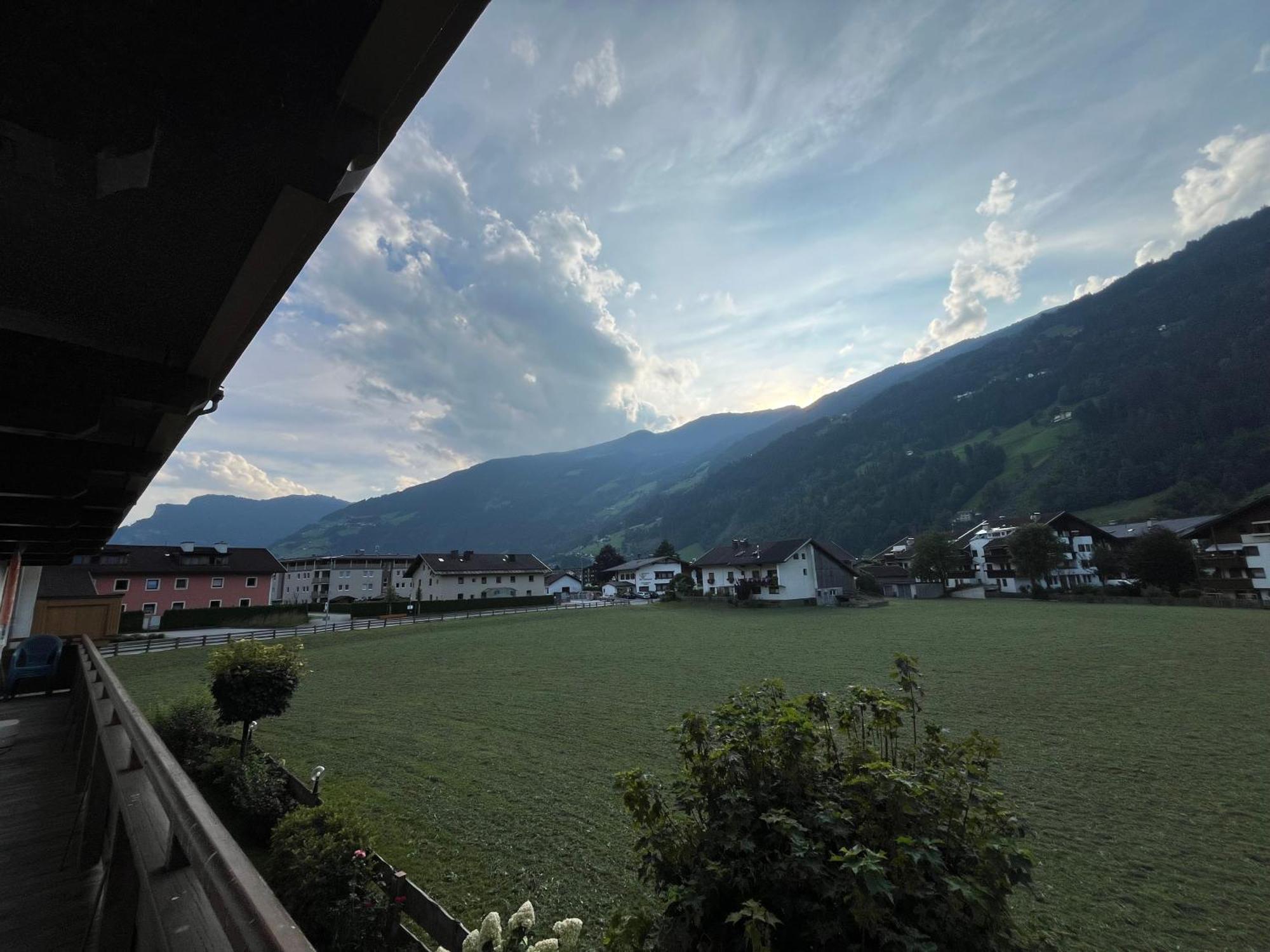 Zell Views Apartments Zell am Ziller Kültér fotó