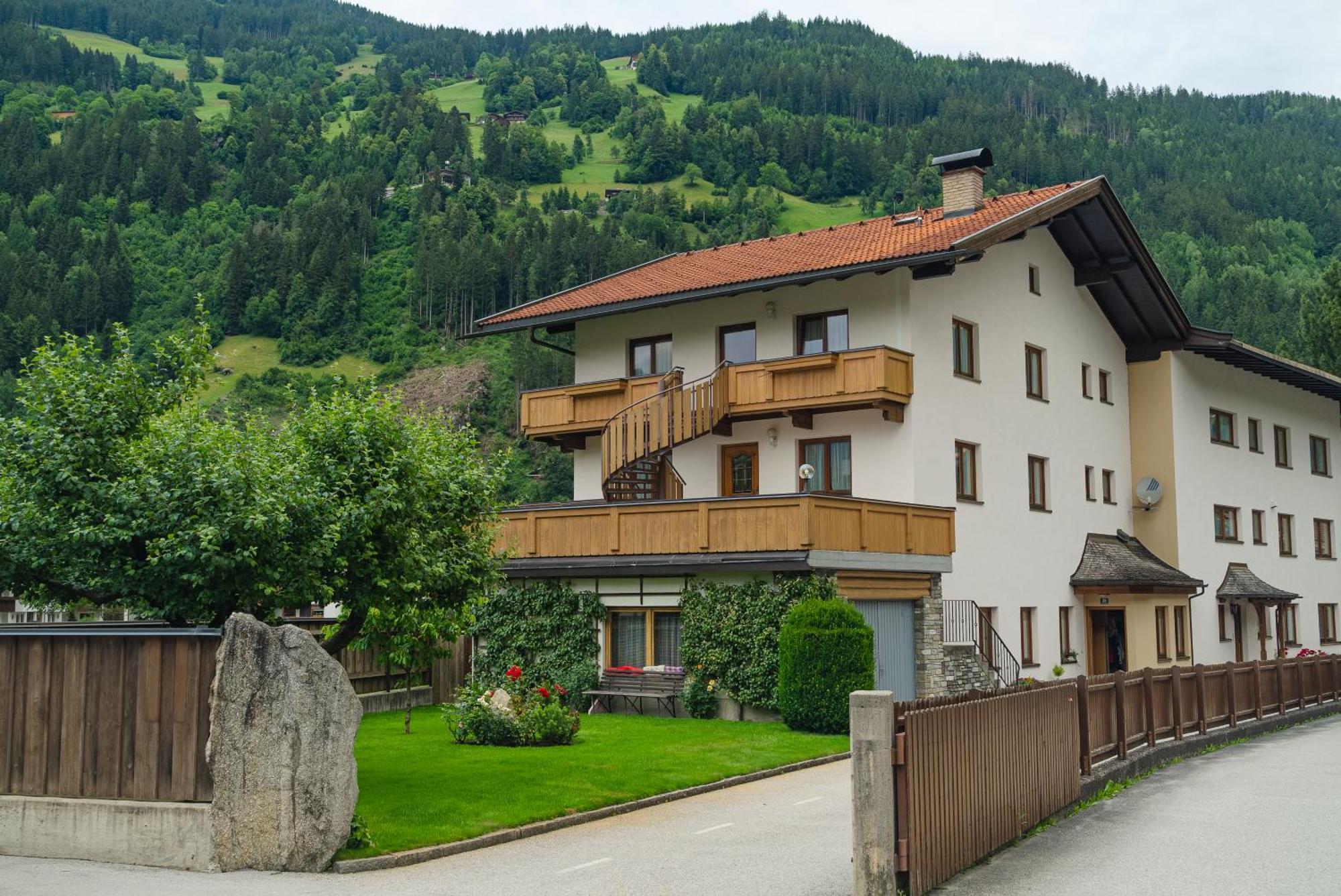 Zell Views Apartments Zell am Ziller Kültér fotó